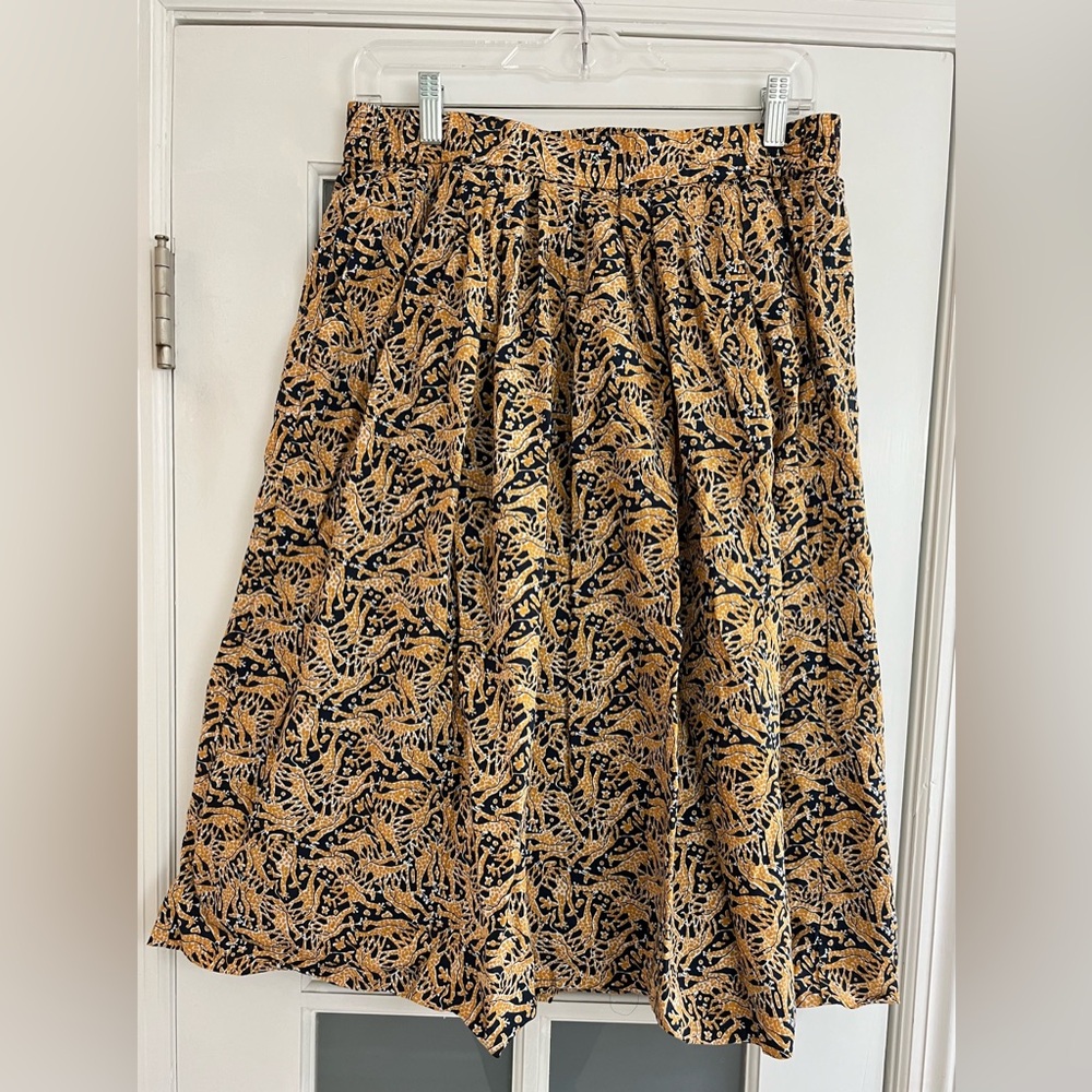 J. Crew skirt in giraffe print.